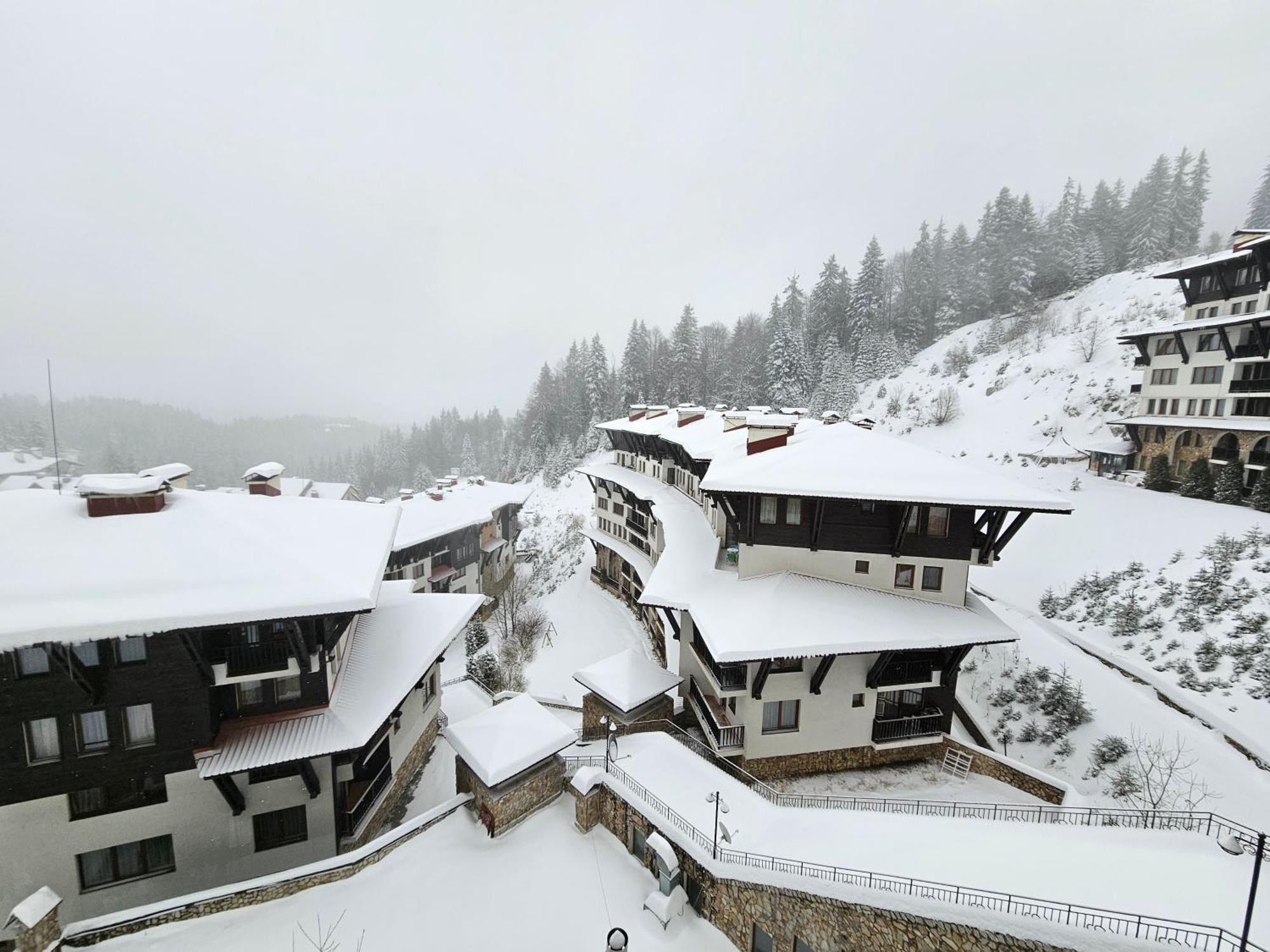 Viva 4-A-16 Ski To The Door Grand Monastery ปอมโปโรโว ภายนอก รูปภาพ